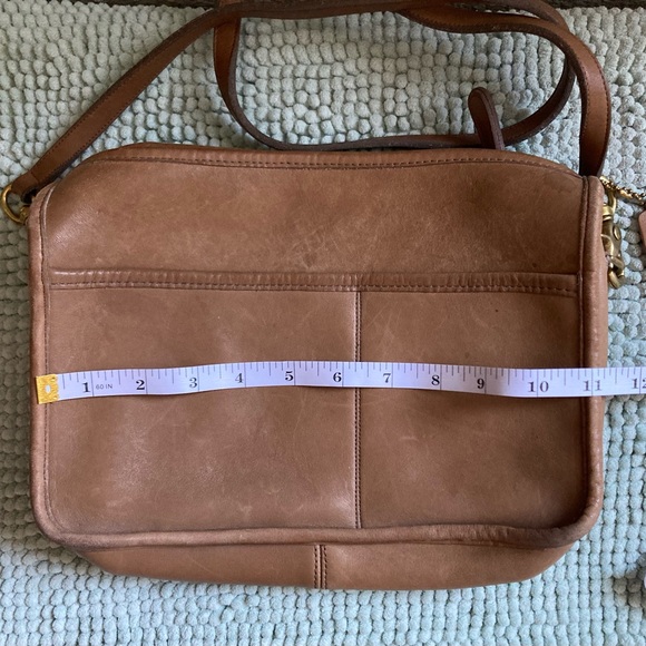Coach Light Brown Tan Leather Shoulder Bag Made in NYC USA Vintage - Picture 7 of 12